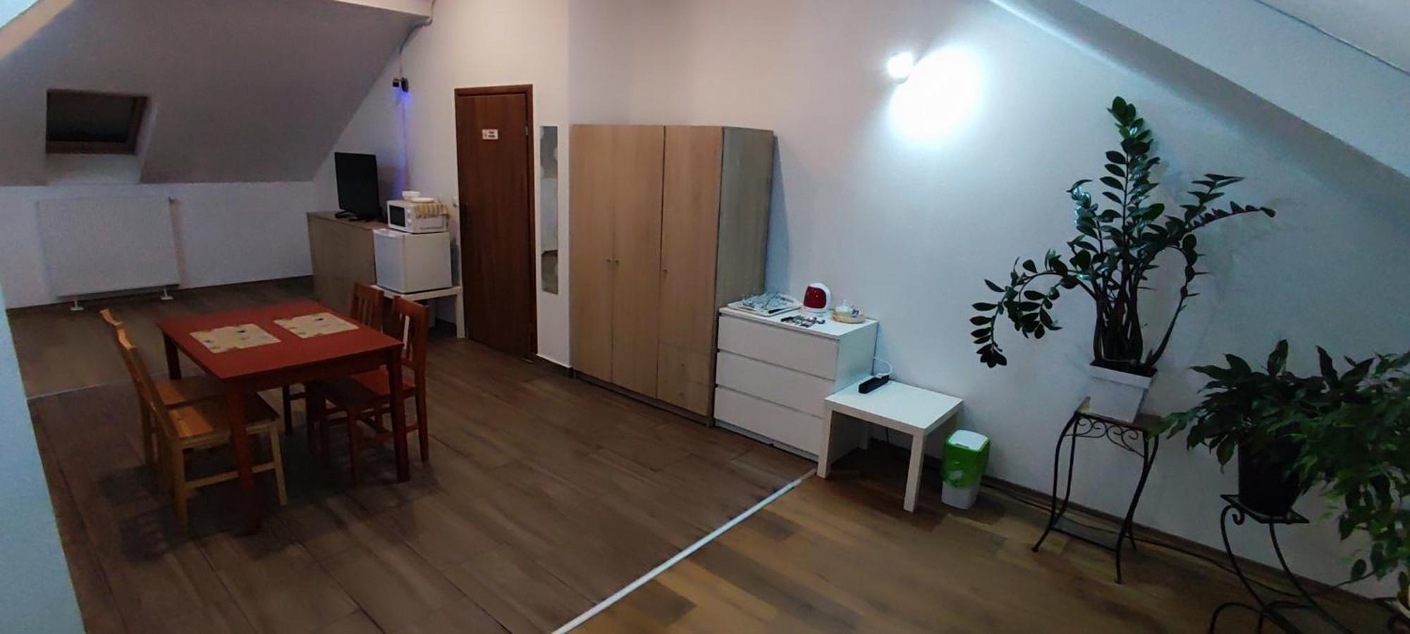 Keisa Apartrooms Nowy Sącz Buitenkant foto